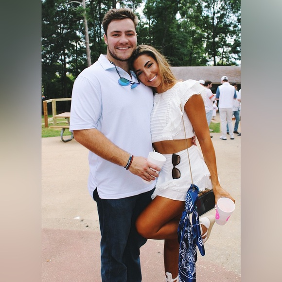 Meet Your Posher! - Picture 3 of 3